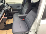 清潔で広々した座席です!是非、現車を見て体感してみてください。