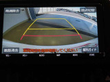 バックガイドモニターで、後方を確認しながら安心して駐車することができます。運転初心者も熟練者も必須の機能ですよ!