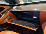ETCはグローブボックス内に取り付けてありますので邪魔になりません。