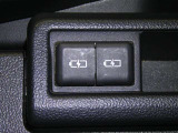 【充電用USB端子】デバイスの充電に便利です。※実際の接続端子は写真で確認or店舗までご気軽にお問合せください♪