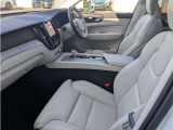 内装の綺麗なお車は気持ちがいいですし、コンディションが良いものが多いです!前のユーザーが丁寧に使っていた証拠ですね!