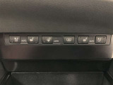 シートヒーター&ベンチレーション機能付き。ベンチレーションはシートの表面の小さな穴から冷風が出るので暑い夏でも快適にお過ごしいただけます。