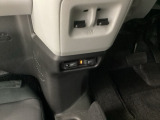 ビルトインタイプの【ETC】で見た目もスッキリ。高速道路の利用にとても便利です。