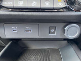 USBのタイプAとCが装備されています。