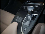 電動パーキングブレーキを装備しておりブレーキホールド機能付きです
