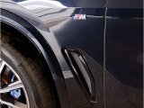 BMW純正アルミホイールです。納車時にはアルミホイールコーティングも承っております!是非ご検討下さいませ。