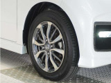 ◆純正アルミホイール装着車◆これで足元まわりも、おしゃれにきまります!