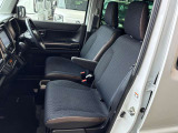 ルームクリーニングも隅々まで綺麗にしてお渡ししています。他店の車のクオリティと比較してください!!!