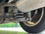 お車を安心してお乗りいただく為には、足回りの定期点検が欠かせません。サービスサポート(有償保証)では無料点検もご提供しており、安心のカーライフをお過ごしいただけるサポート体制が整っています。