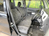 運転席シート廻りは使用感も少なく、良好な状態となっています。丁寧に使われていたことがよくわかりますね。