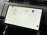 アップルカープレイやアンドロイドオートに対応!運転中にあなたがスマホでしたいことを車載ディスプレイで直接操作可能。運転に集中しながら行き方を調べたりメッセージの送受信、音楽を聴くなど多様な操作が可能。
