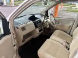 展示されているお車は全台1年間のトヨタロングラン保証が付いて参ります。最長3年間の保証をお付けすることも可能ですので、どのエリアに住むお客様でも安心して保証をお受けすることができます!