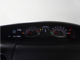 ◆メーターパネル◆視認性の良いシンプルなメーターデザインはドライバーに情報をわかりやすく伝えてくれます。