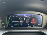 【スピードメーター】メーターがシンプルで見やすく運転しやすいですね。