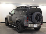 ディフェンダー 110 X ダイナミック HSE 3.0L D300 ディーゼル 4WD 
