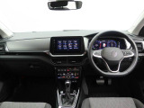 シンプルなデザインで飽きさせない内装がVolkswagenのコンセプトの一つでもあります。