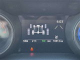 4WDの比率が一目で分かるメーターです