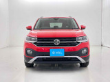 VWは小さな車も、大きな車も、平等です。クラスによって品質や安全性に差を付けない。ボディ剛性と精度、重厚なドアの音はどの車種も共通です。是非一度体感してみて下さい。