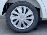 純正ホイールカバー付スチールホイール 155/65R14