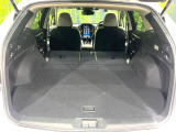 【パワーバックドア】スマートキーや運転席のボタンを押すだけでリアゲートが自動で開閉します!荷物を持っている時や、高い位置にあるバックドアを閉める際に便利な機能です♪