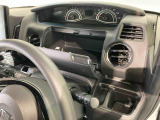 納車前にはプロのメカニックが点検、整備を行いますので安心してお乗り頂けます!!