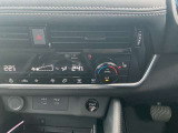 シートヒーター(運転席)付いています。
