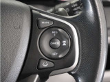 ◆アダプティブクルーズコントロール◆予め設定した車速内でクルマが自動的に加減速。前走車との適切な車間距離を維持しながら追従走行します。