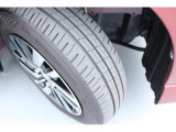 お支払い総額は千葉県内登録、車庫証明当社申請、弊社U-Car各店舗でご納車の場合です。千葉県外在住のお客様は、総額に加えて、県外登録諸費用2.2万円および、輸送費等がかかります。