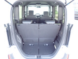 ◆定員乗車時のカーゴルームです。普段のお買い物の荷物やたくさんの収納が可能です。
