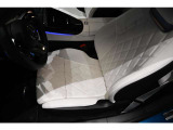 メルセデスの認定中古車「サーティファイドカー」では、専用のコールセンターにオペレータが24時間365日待機