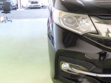 LEDヘッドライトは、点灯の瞬間から光量を発揮し、突然暗くなるトンネルなどでの安定感を高めます。