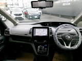 セレナ 1.2 e-POWER XV 