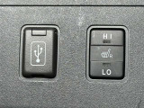 ★シートヒーター★運転席・助手席に装備!座面と背もたれを素早く温めます!