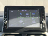 BluetoothやフルセグTVなど様々なメディアに対応するオーディオシステムです。