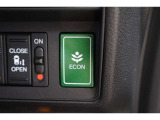 ECONスイッチの効果とあなたの運転で、クルマと力をあわせ「燃費向上=ガソリン代の節約=CO2 削減」のチャレンジをお楽しみください。