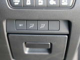 運転席は、10Wayの電動シート仕様です。ドライバーの体格に合わせたドライビングポジションを設定出来ます。また、頻繁に使うシート位置は、メモリー機能で記憶させることが可能です★☆★☆