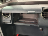 自社商品化センターにて内外装のクリーニングを実施しております!