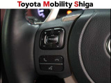 ステアリングスイッチ搭載!手を離さずに手元のスイッチでさまざまな操作が可能。運転中、視線をそらさなくても操作ができて安全です!