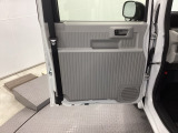開口部が広いため、荷物を抱えた状態での乗り入れも楽に行えます。