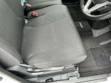 シートリフターつきなので適切な姿勢で運転できます!