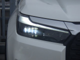 ★LEDヘッドライト搭載★ 白っぽく光る明るく省電力なLEDライト!先進的な白い輝きでフロントフェースを引き締めます☆