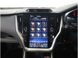 11.6インチの縦型ディスプレイに、ナビゲーション機能をはじめ、エンターテインメント、車両情報、エアコン操作、各種設定などを集約。タブレットのような感覚で、直感的に操作できます。