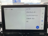いまや必須装備「ナビゲーション」搭載!知らない場所に、スイスイッとドライブ。なんて便利な機能でしょうか?もう、これなしではハンドルを握れませんね!でも、運転中の操作は危険ですのでご注意ですね☆