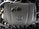 【エンジンルーム】広島マツダでは、末永く安心して乗って頂ける様に整備のスペシャリストがしっかり点検・整備して納車いたします。