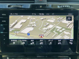 「ディスカバープロ」ナビゲーション機能をはじめ、車両設定や走行情報の確認など、多彩な機能をスマートに操作できます。