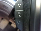 ハンズフリー通話機能付きです。