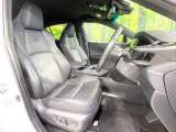 運転席シート廻りは使用感も少なく、良好な状態となっています。丁寧に使われていたことがよくわかりますね。