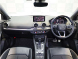 Q2 35 TFSI Sライン 