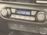 オートエアコンで温度を設定するだけで快適な車内環境を維持することができます!