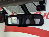 360&deg;アラウンドモニターで駐車時や狭い道路走行時も安心です。
